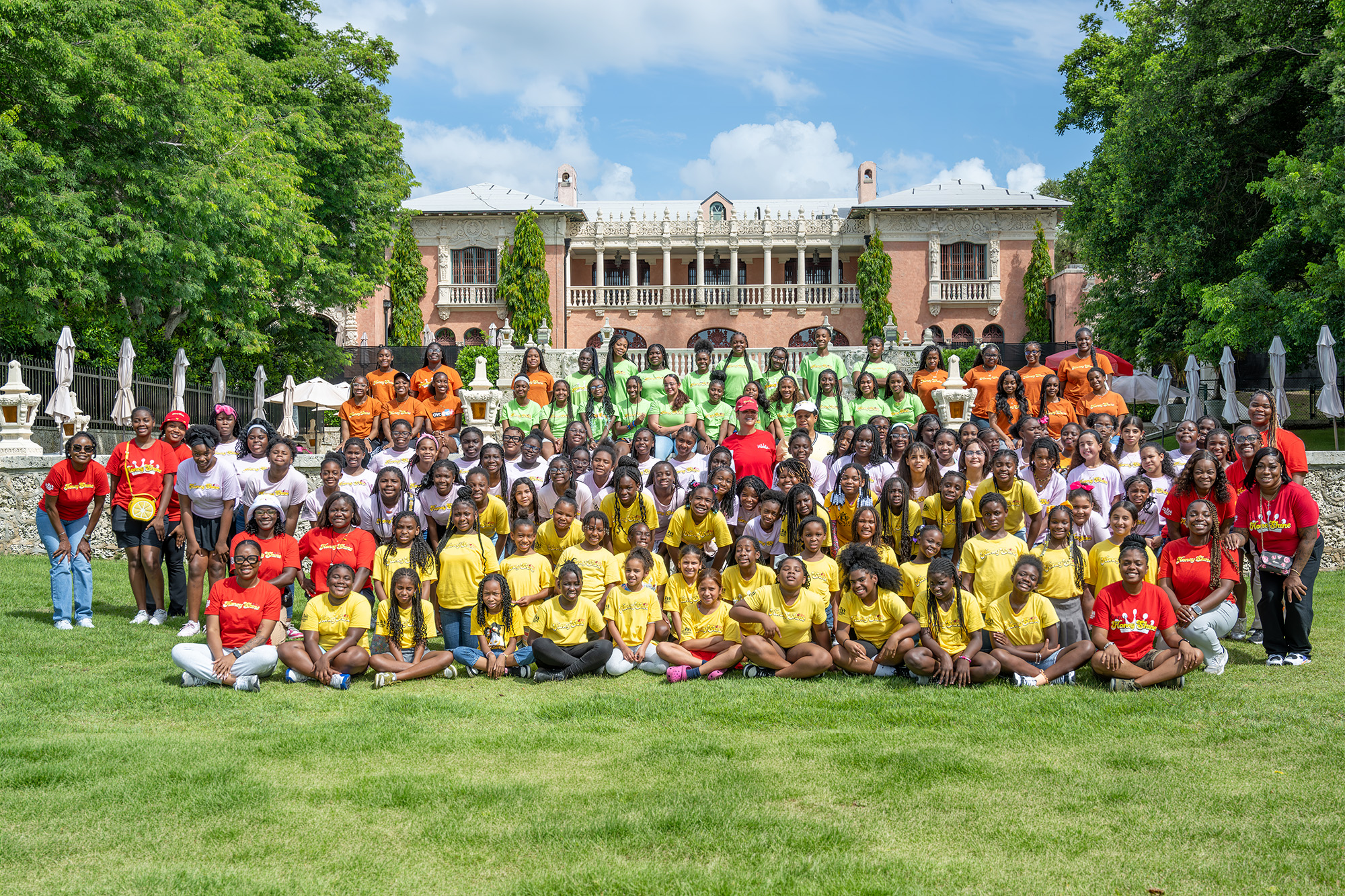 group-photo_camp-honey-shine_2000x1333