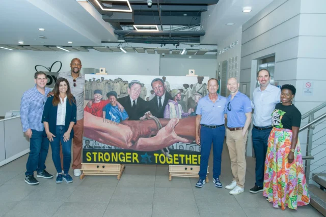OYC Miami was honored to receive a commissioned piece of art titled Stronger Together by renowned artist Alonzo Adams, a gift from David Storch. This powerful painting reflects the shared history between the Black and Jewish communities and the strength found in unity.
Board member Elise Scheck Bonwitt, Esq. led an inspiring activity with our youth, highlighting the importance of understanding, connection, and solidarity between these two communities.
📸 @ajshorter
#OYCMiami #StrongerTogether