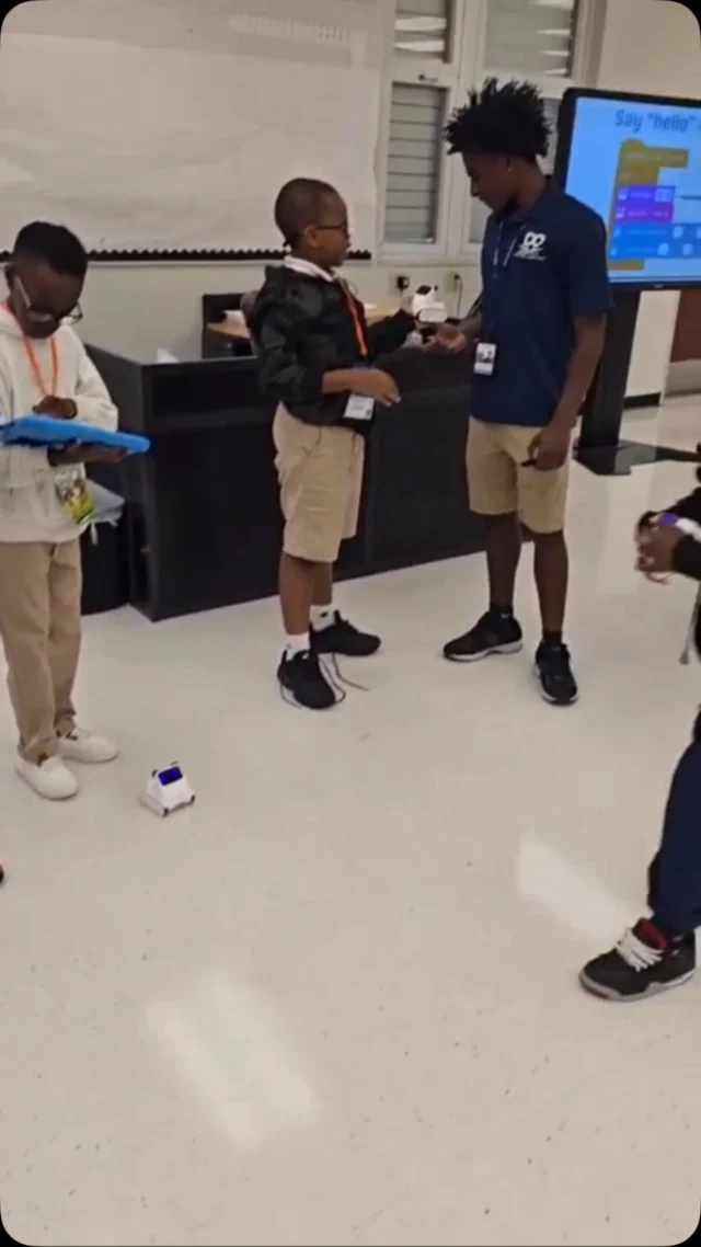 🤖🌱 OYC Broward students are exploring agriculture and robotics through hands-on learning experiences led by our program partner @dogood41inc 

Through OYC’s Enrichment and Exposure programming, students are developing critical thinking, problem-solving, creativity, and teamwork skills while discovering new interests and exploring opportunities in science, technology, agriculture, and engineering.

Experiences like these are made possible through the support of individuals and organizations who believe in investing in our youth and expanding access to meaningful educational opportunities.

💙 Help us continue bringing innovative programs and experiences to our students! Visit the link in our bio to donate, become a partner, or get involved in supporting OYC’s mission.

#OYC #OYCBroward #DoGood41 #Agriculture #Robotics